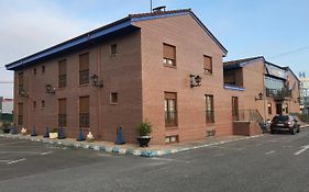Hotel Maruja Nozana